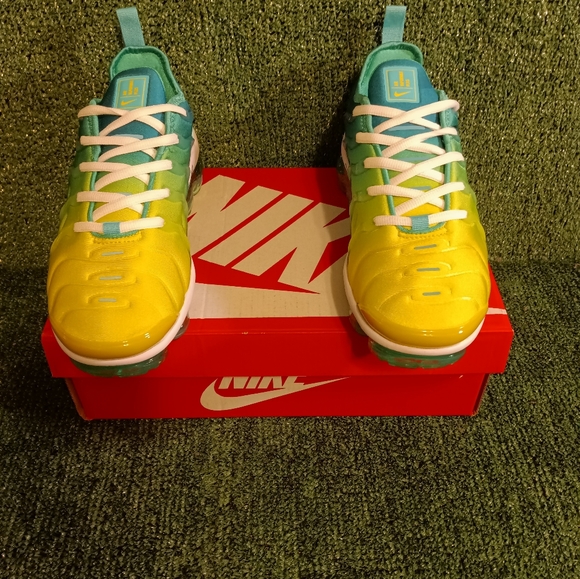 Women's Nike Vapormax Pus - Picture 5 of 6